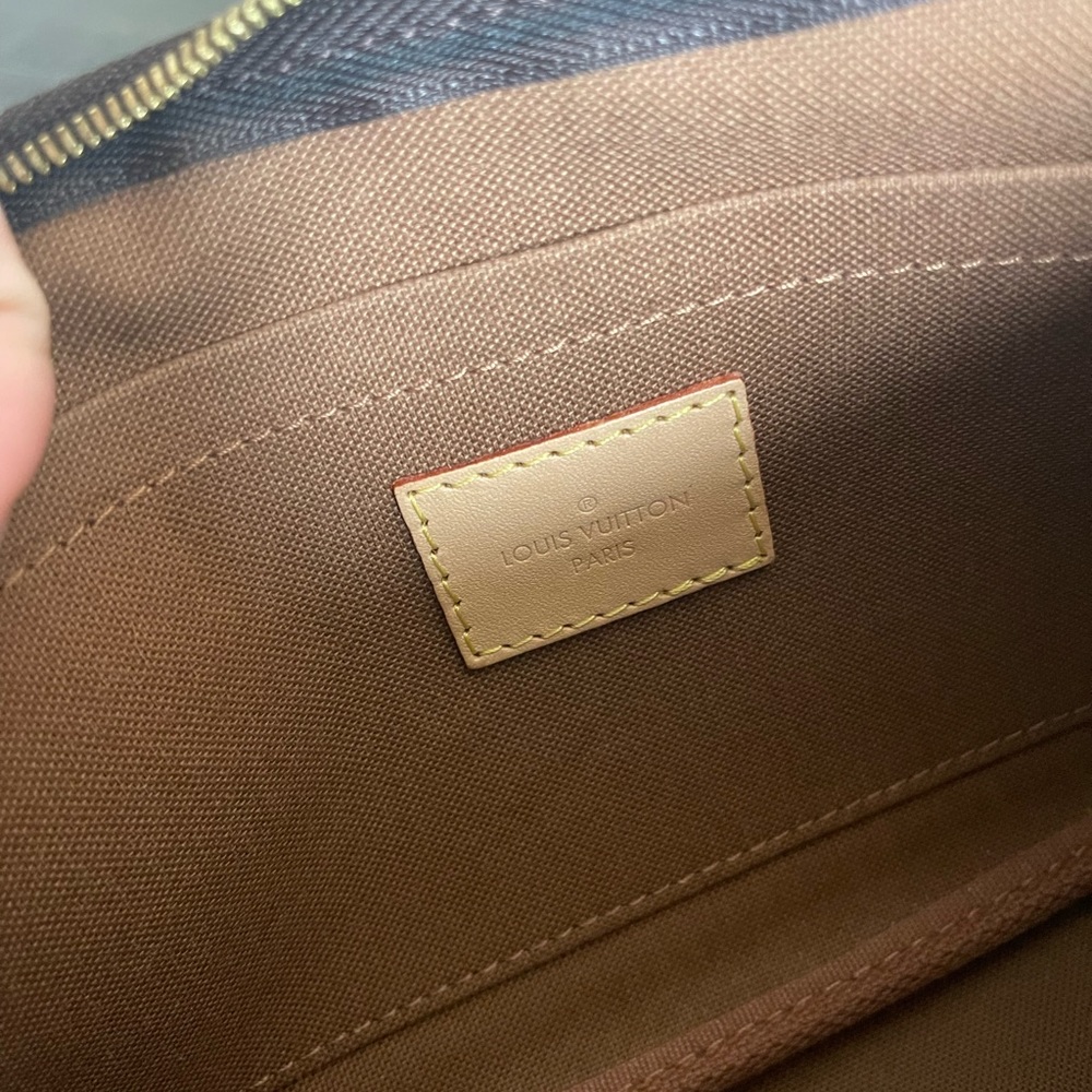 LOUIS VUITTON Multi Pochette Accessories Bag - Picture 9 of 16